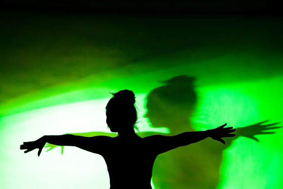 Danse avec ton ombre